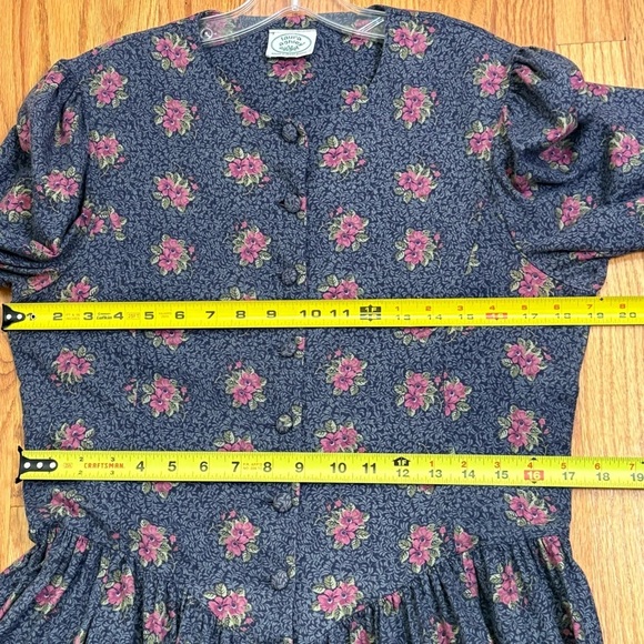 LAURA ASHLEY Vintage 80s Long Sleeve Floral Button Down Puff Shoulder Midi Dress - Picture 4 of 17
